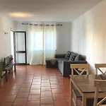 Apartamento Bem Localizado